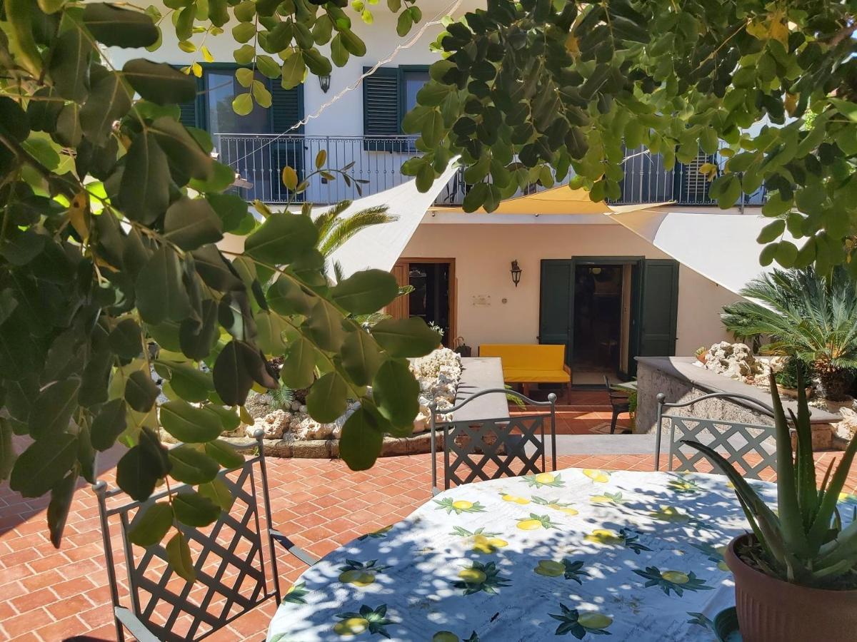 Bed and Breakfast Soso Сорренто Экстерьер фото